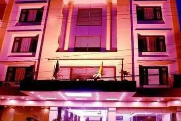 בית מלון כפרי New Temples Town