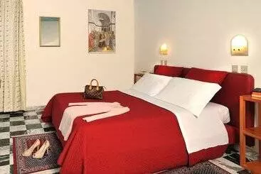 فندق Raffaello   Self Check In Free