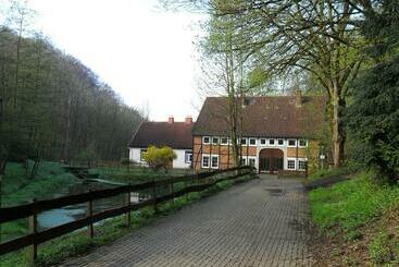 Höllenmühle Bed & Breakfast At The Mill Pond