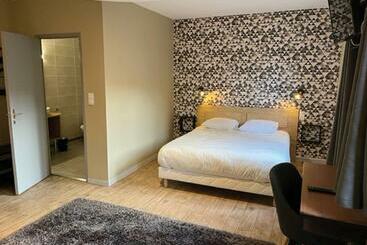 アパートホテル O Zinc