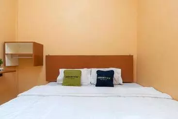 Urbanview Hotel Nisura Homestay Medan By Reddoorz