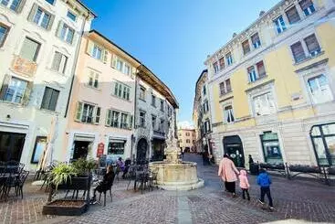 Aparthotel B&b Stella