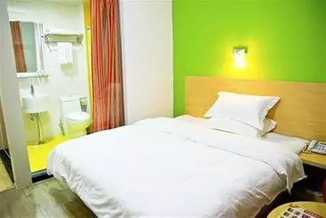 Hotel Zhongli Express Inn Beijing Road - Kunmi