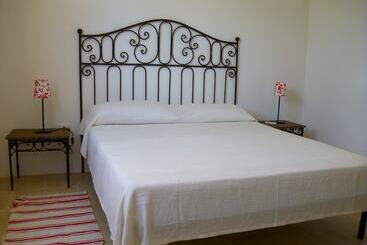 بيت ريفى Masseria Lacco