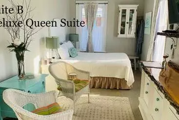 ペンション The 1885 Suites