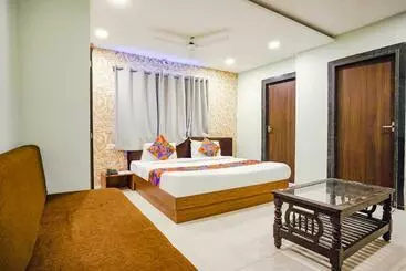 Fabhotel Uday Vilas