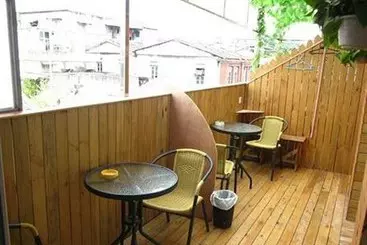 Longtou Cabin Family Hotel - Xiamen