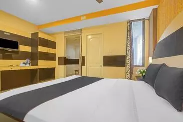 Hotel Super Collection O Mgr Inn