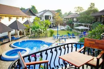 Hotel Vang Vieng Diamond Resort