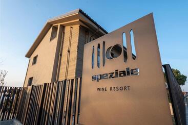 Hotelli Agriturismo Speziale Wine Resort