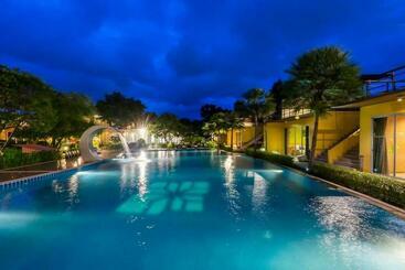 Отель Bangkok.grand.resort