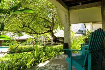 Bed and Breakfast Chanteak Bali   Stone House 1