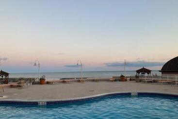 هتل آپارتمان Atlantic Palace