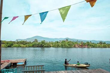 Pensión Yellow Sun Kampot