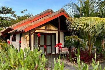 Hotell Burudika Bungalows