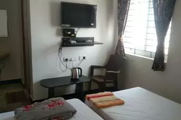 Hotel Everest Residency
