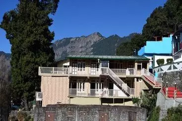 هتل Classic The Mall