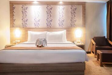 בית מלון כפרי Horison Ultima Bekasi