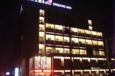 호텔 Jinjiang Inn Wuhu High Speed Railway Station West Square