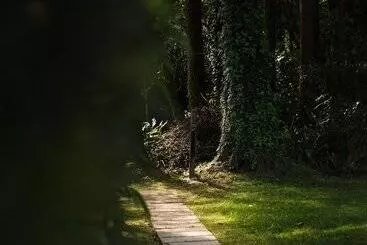 ベッドアンドブレックファースト Landescape Furnas