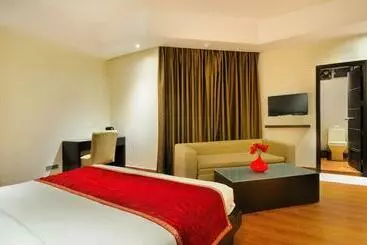 Hotel Ambrosia   Managed By Zenith A 217, Road No 6, Block Rz, Mahipalpur, New Delhi