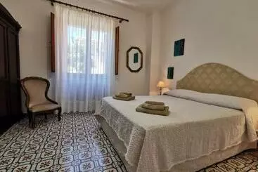 Aamiaismajoitus (B&B) Le Ortensie