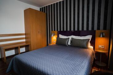 Pensão Vila Ranya   Adults Only