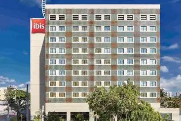 ホテル Ibis Taubate