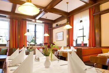 Hotell Eisenbock S Strasser Hof