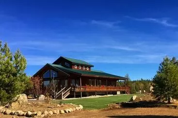 Hus på landet Broken Ridge Ranch By Casago Mccall  Donerightmanagement