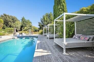 リゾートホテル Casa Dina