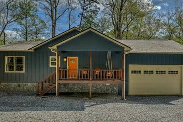 Сельский дом River Dreams By Escape To Blue Ridge