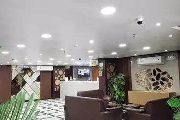 هتل آپارتمان Spring Tower