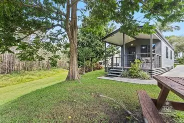 Lomakeskus Tin Can Bay Tourist Park