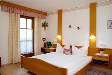 住宿加早餐 Schottenhof