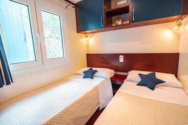 فندق Camping Village Rosselba Le Palme