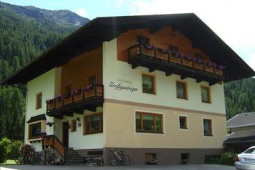 Отель Gaesteheim Grossgasteiger