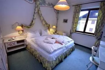 酒店 Schwarzer Adler Concept Living