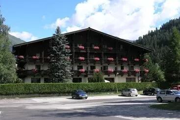 Hotel Simader
