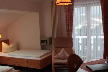 ホテル Haus Florian