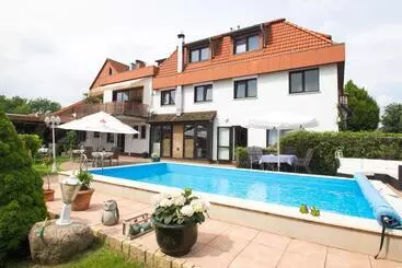 Отель Zum Kühlen Grunde