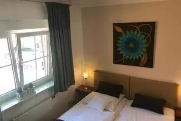 膳宿费 Schlossstuben