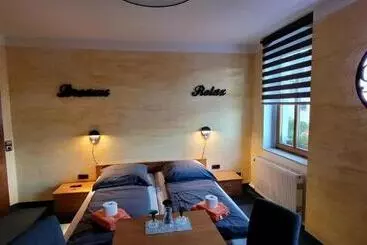 Hotel Alte Post Zu Stetzsch