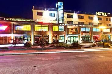 호텔 Ośrodek Natura Zdrój Wellness & Spa