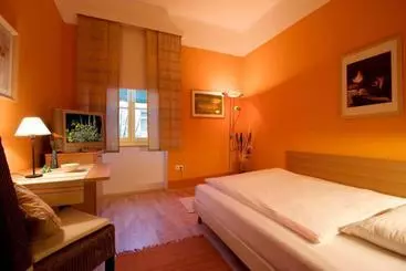 ペンション Garni   Gasthof Pillgrab