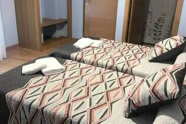 Majatalo Pensión Santirso