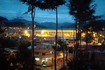 호텔 Shumak Alpamayo Hostal Huaraz