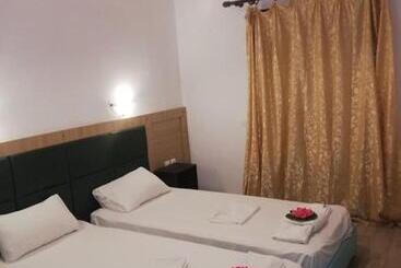 پانسیون Gouvia House Luxury Apartments