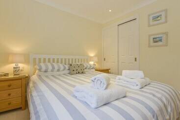 Dom wiejski 12 Burgh Island Causeway