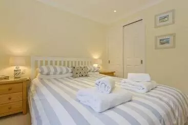Cottage 12 Burgh Island Causeway